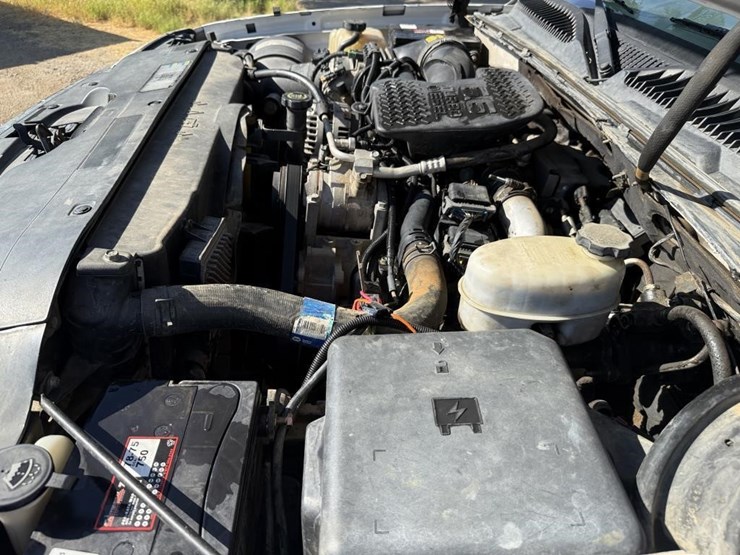2006-chevrolet-3500-image-53
