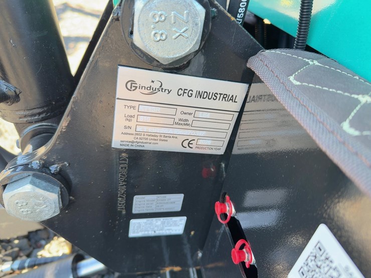 cfg-industrial-kt13r-mini-excavator-image-5