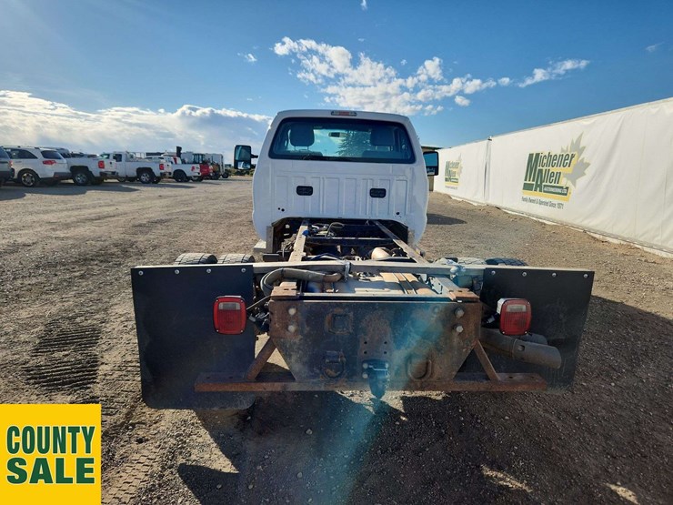 2015-ford-f550-image-6