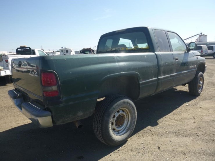 2001-dodge-ram-2500-image-4