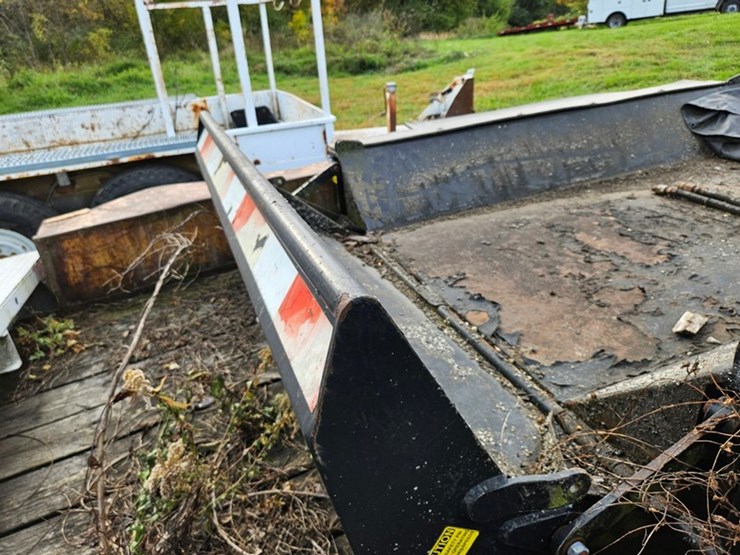 #2127-•-hydraulic-dump-bed-image-17