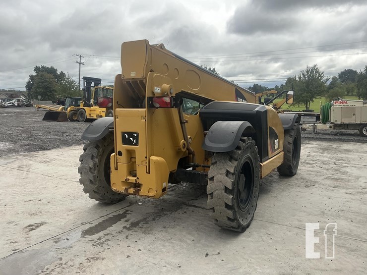 2020-caterpillar-tl642d-image-4