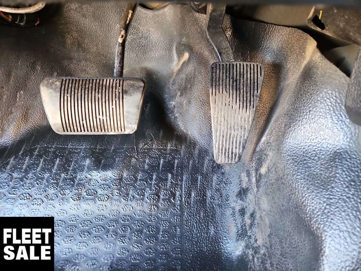 2018-dodge-2500-image-23