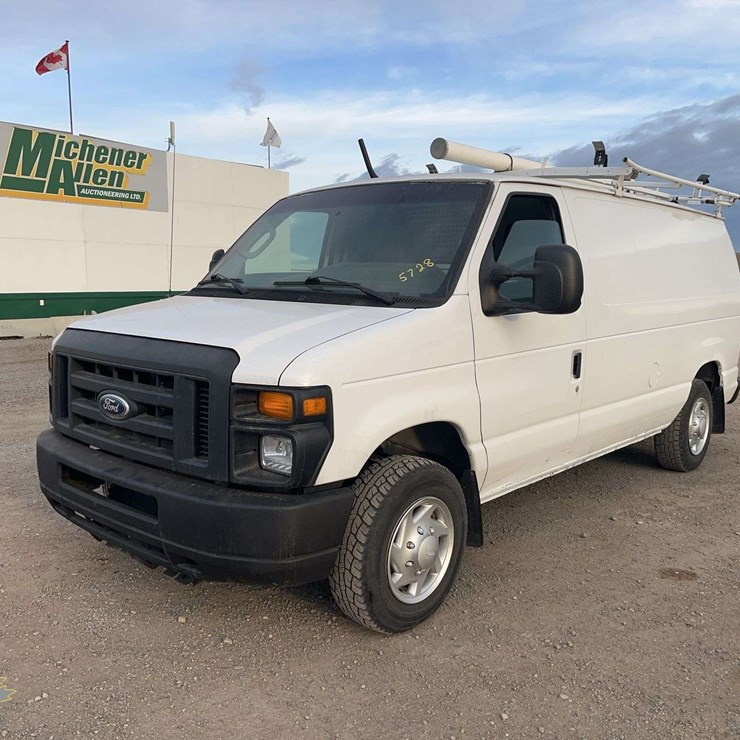 2014 FORD CARGO