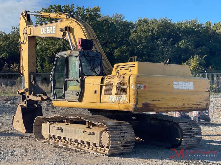deere-330c-lc-image-1