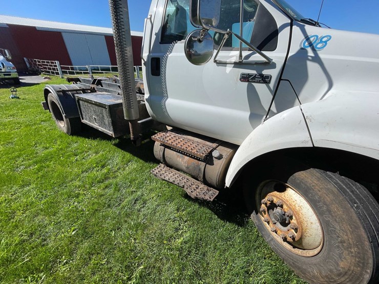 2008-ford-f750-image-41