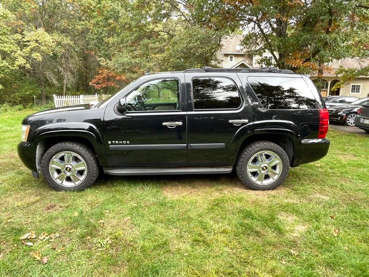 2007-chevrolet-tahoe-ltz-image-8