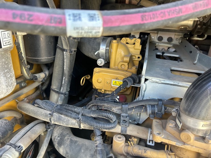 caterpillar-299d-image-37