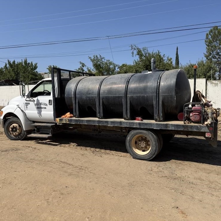 FORD F650