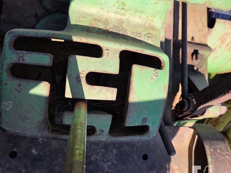 john-deere-60-image-6