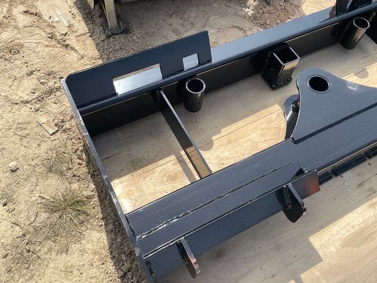 #2030-•-wolverine-skid-steer-pallet-fork-frame-attachment-image-5