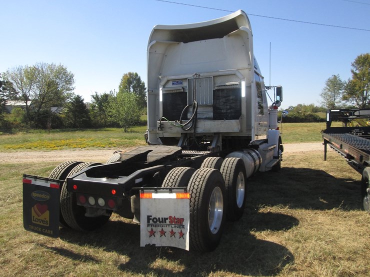 2020-western-star-4900-image-3