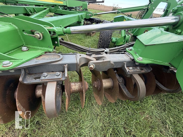 john-deere-2623vt-image-20