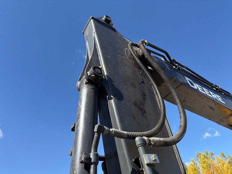 deere-85g-image-40