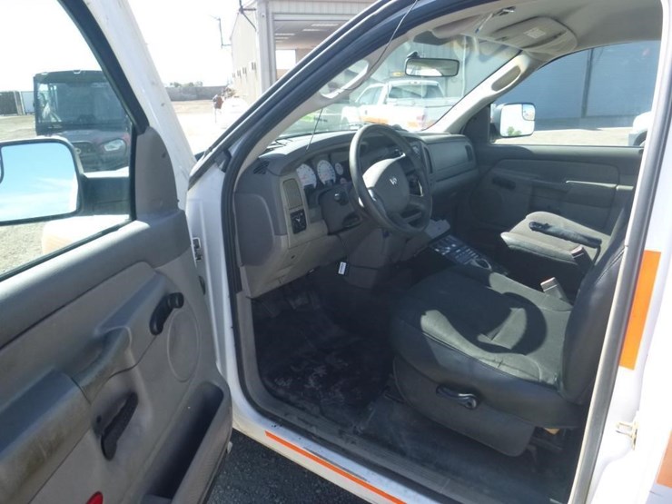 2005-dodge-ram-2500-image-6