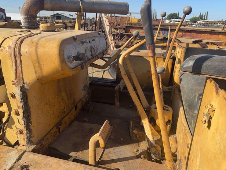 caterpillar-d4d-image-33