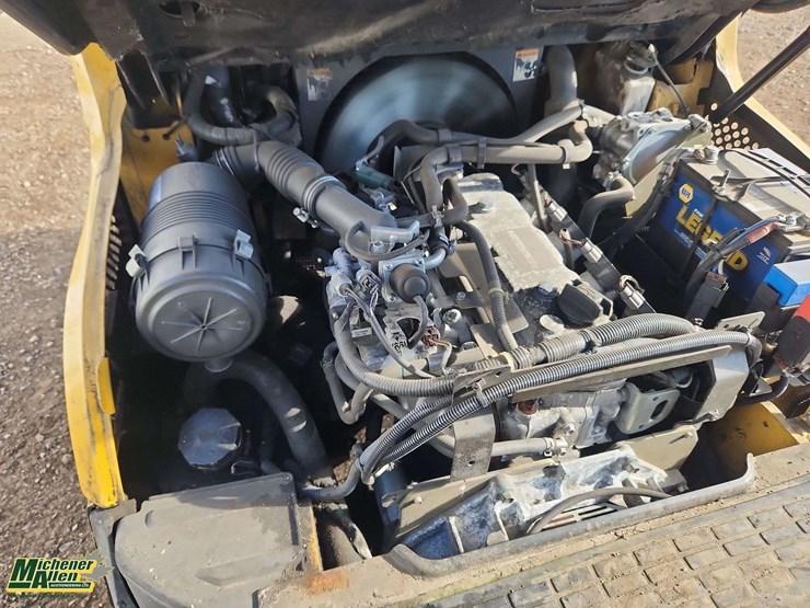 2020-caterpillar-gp30n-image-32