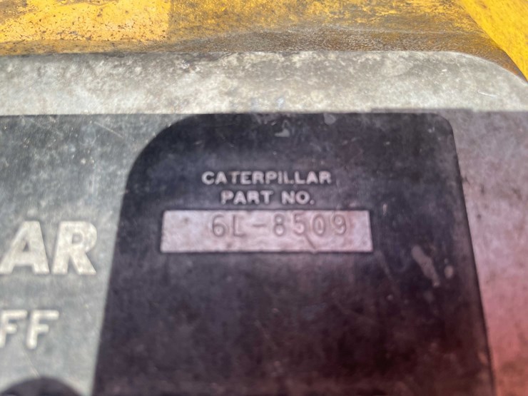 caterpillar-d343-image-12
