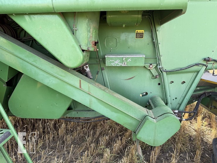1983-john-deere-8820-image-41
