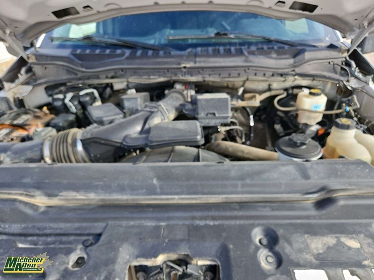 2022-ford-f250-image-33