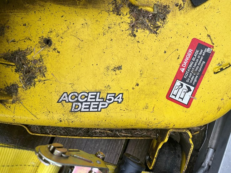 2020-john-deere-2020-image-11