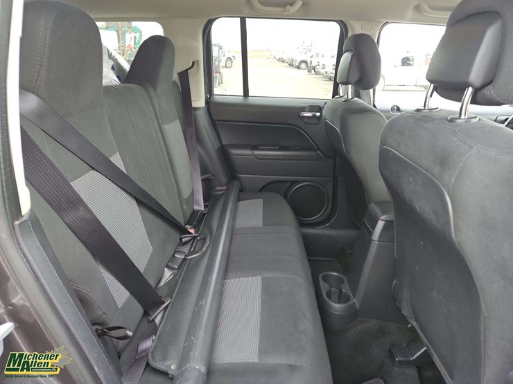2017-jeep-patriot-image-16