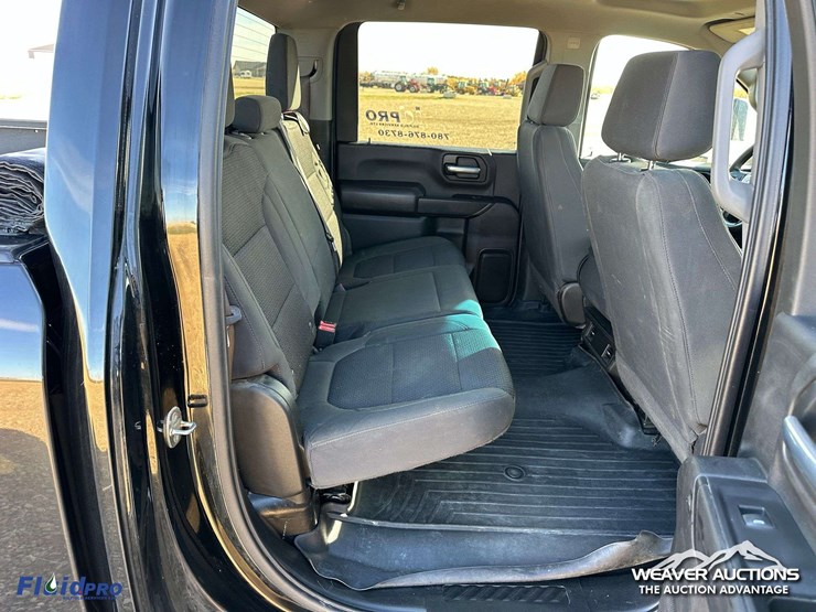2023-gmc-2500hd-image-30