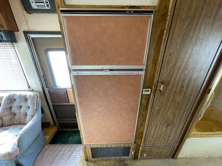 #123-•-1986-monitor-gl-holiday-rambler-rv-(has-mn-title)-(princeton,-mn)-image-38