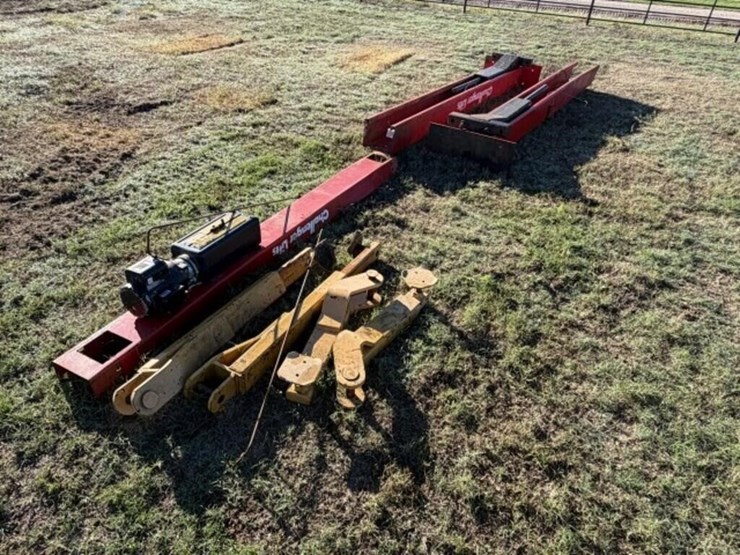 2-post-challenger-auto-lift-image-2