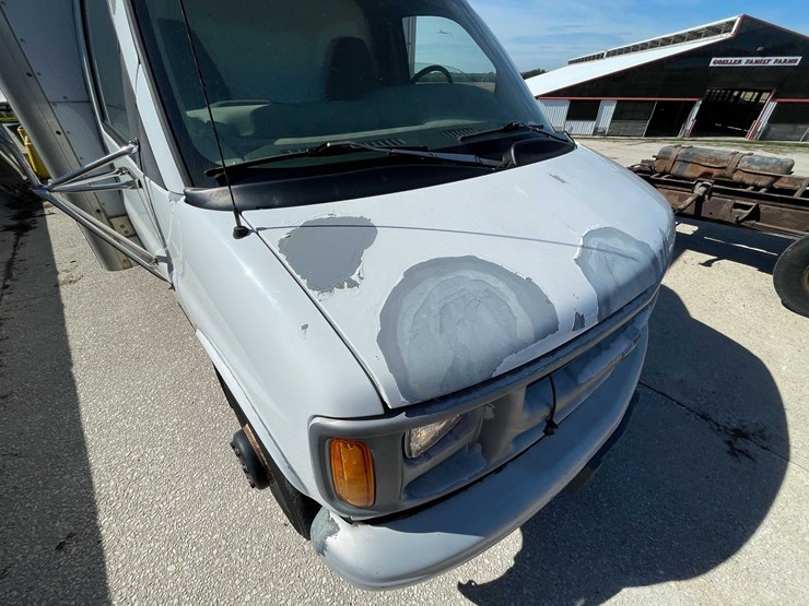 1999-chevrolet-3500-image-33