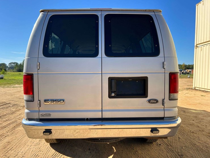 2006-ford-e350-image-6