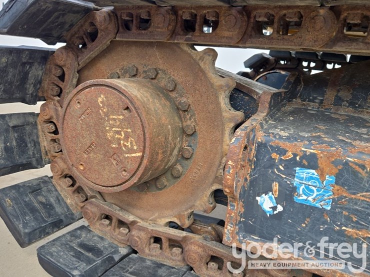 2020-deere-85g-image-20