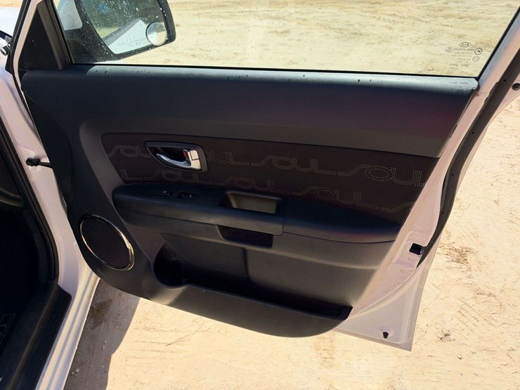 2012-kia-soul-image-17