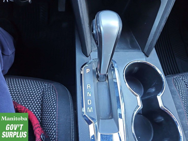 2015-chevrolet-equinox-image-20