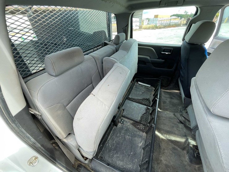 2016-chevrolet-2500-image-75