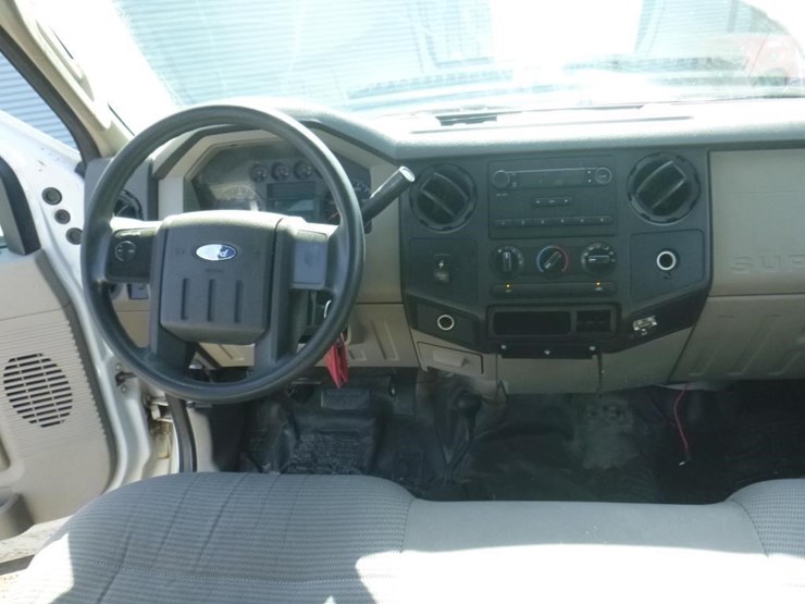 2008-ford-f250-image-9