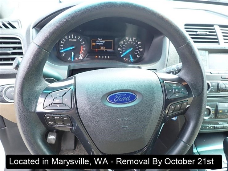 2016-ford-explorer-image-7