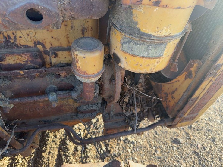 caterpillar-d2-image-19