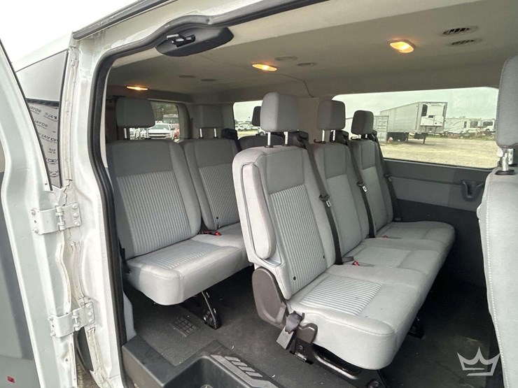 2018-ford-transit-image-21