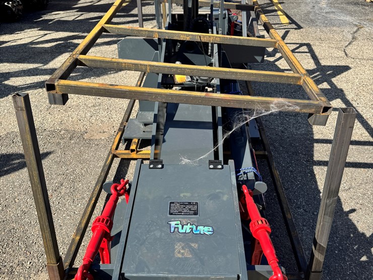 future-fifth-wheel-wrecker-attachment-...-missing-orange-light-image-2