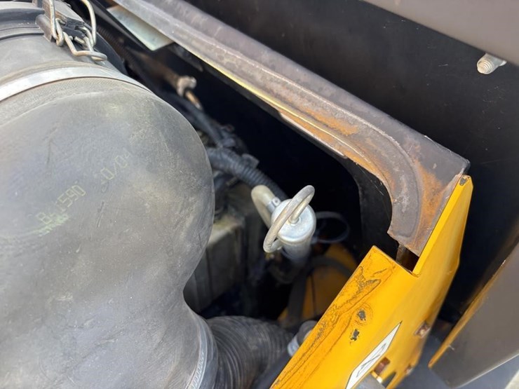2019-jcb-903-4rt-forklift-image-36