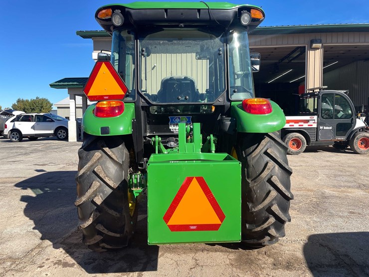 2024-john-deere-5075e-image-6