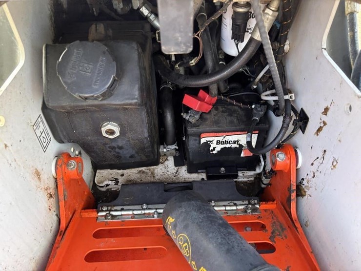 2018-bobcat-mt85-image-23