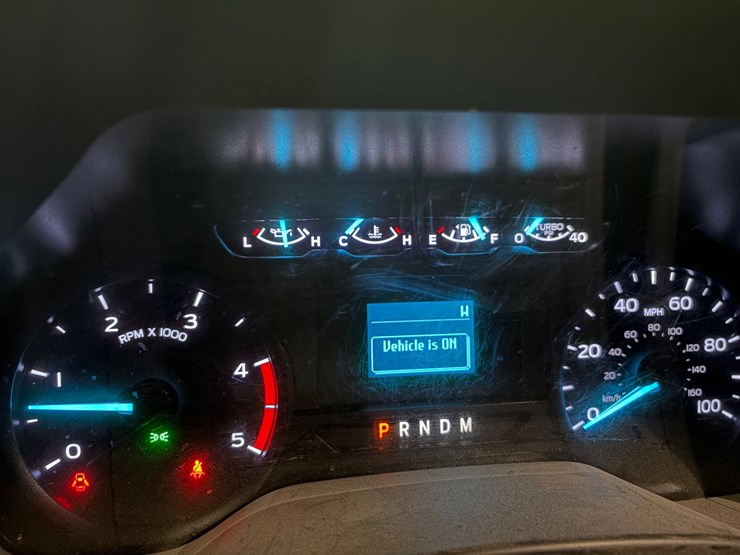 2020-ford-f550-xl-image-13