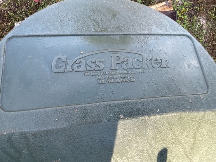 #3212-•-grass-packer,-agitator,-and-more-image-12