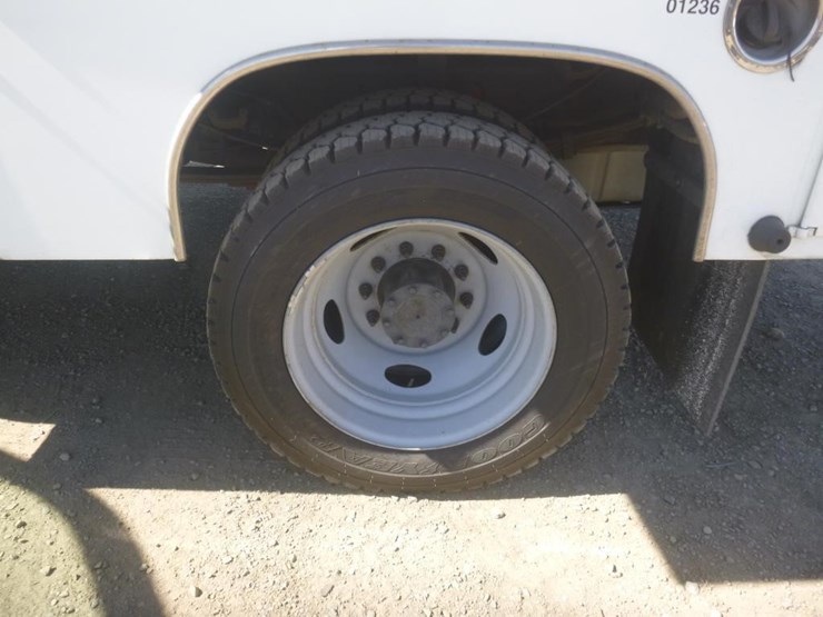 2007-ford-f450-image-22