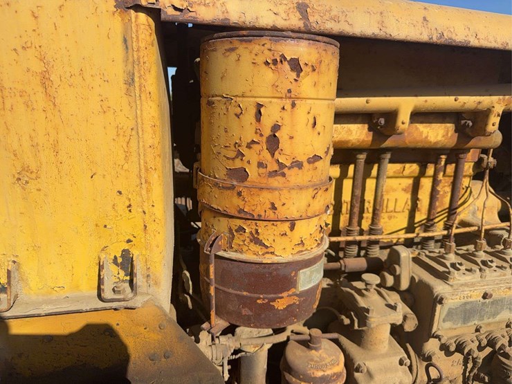 caterpillar-forty-diesel-image-33