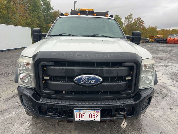 2011-ford-f450-image-2