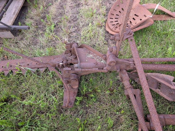 #4063-•-ford-ferguson-3-point-mower-image-3