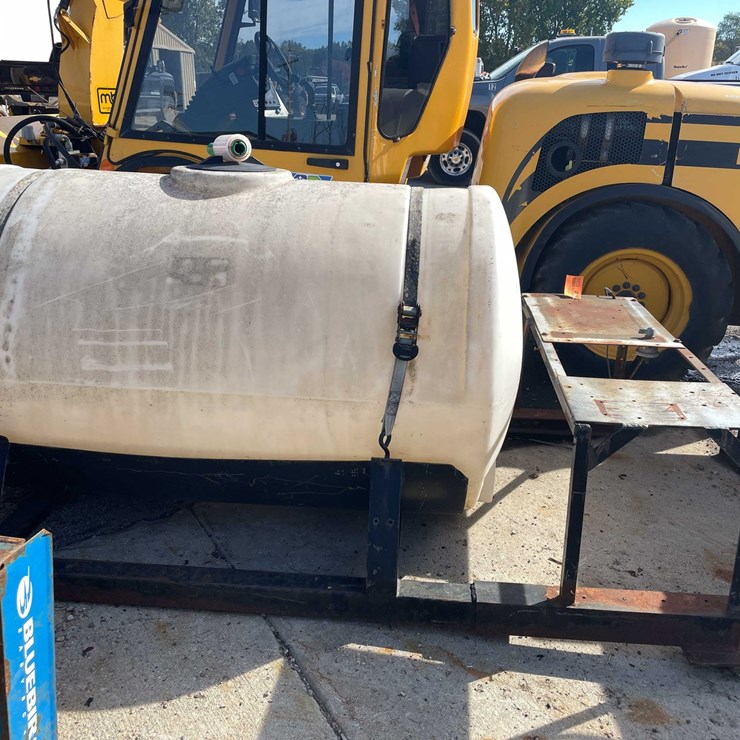 #1833 • 300 Gallon Horizontal Hydroseed Tank and Cradle